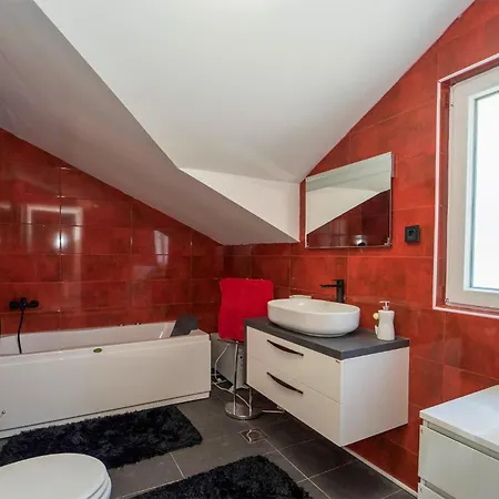 Stunning In With Kitchen *